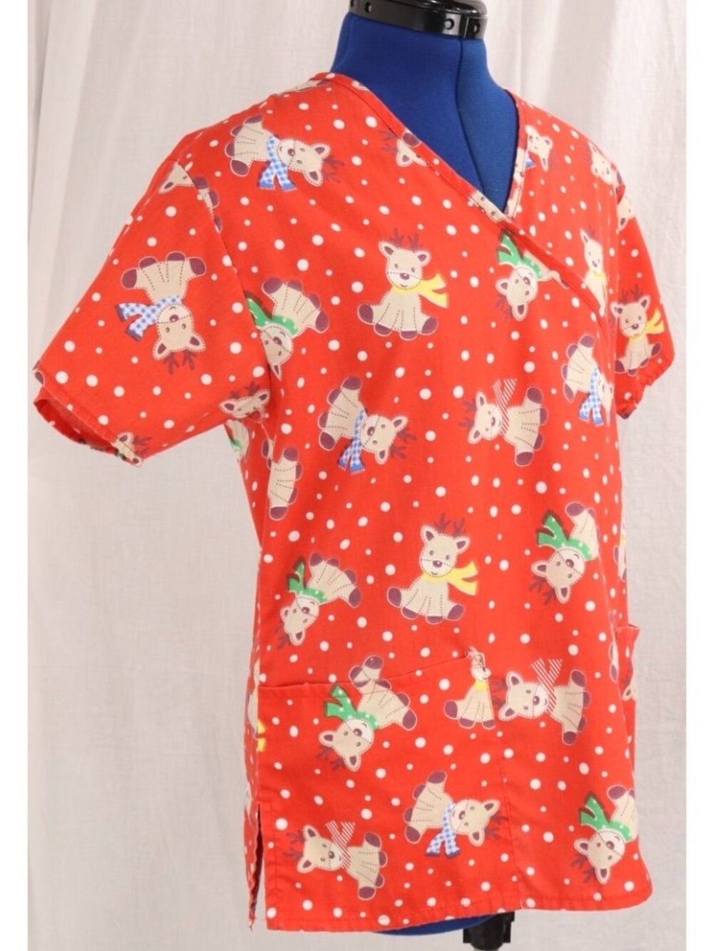 Scrub Top Womens XS Red Polka Dot Christmas Reindeer Medical Uniform Shirt VTG - Picture 7 of 9